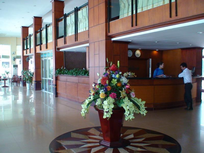 Huu Nghi Hotel Винь Экстерьер фото